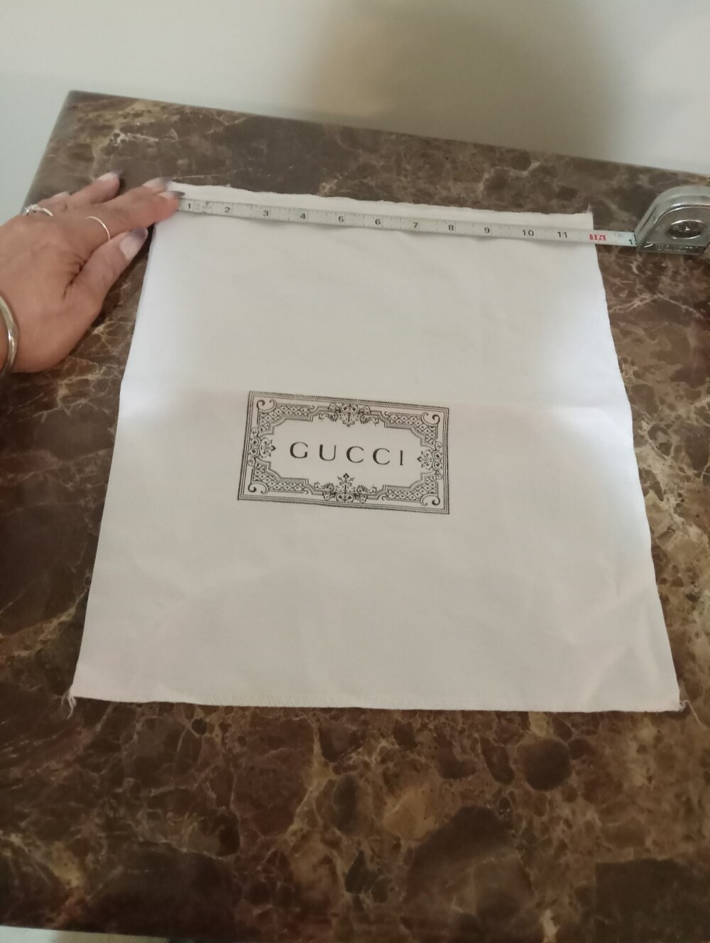 Gucci White/Black Dustbag EUC